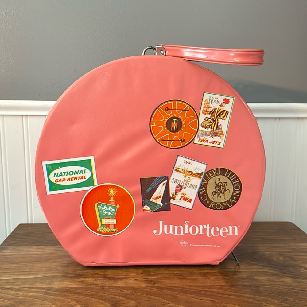 Vintage 1964 Juniorteen Vinyl Case